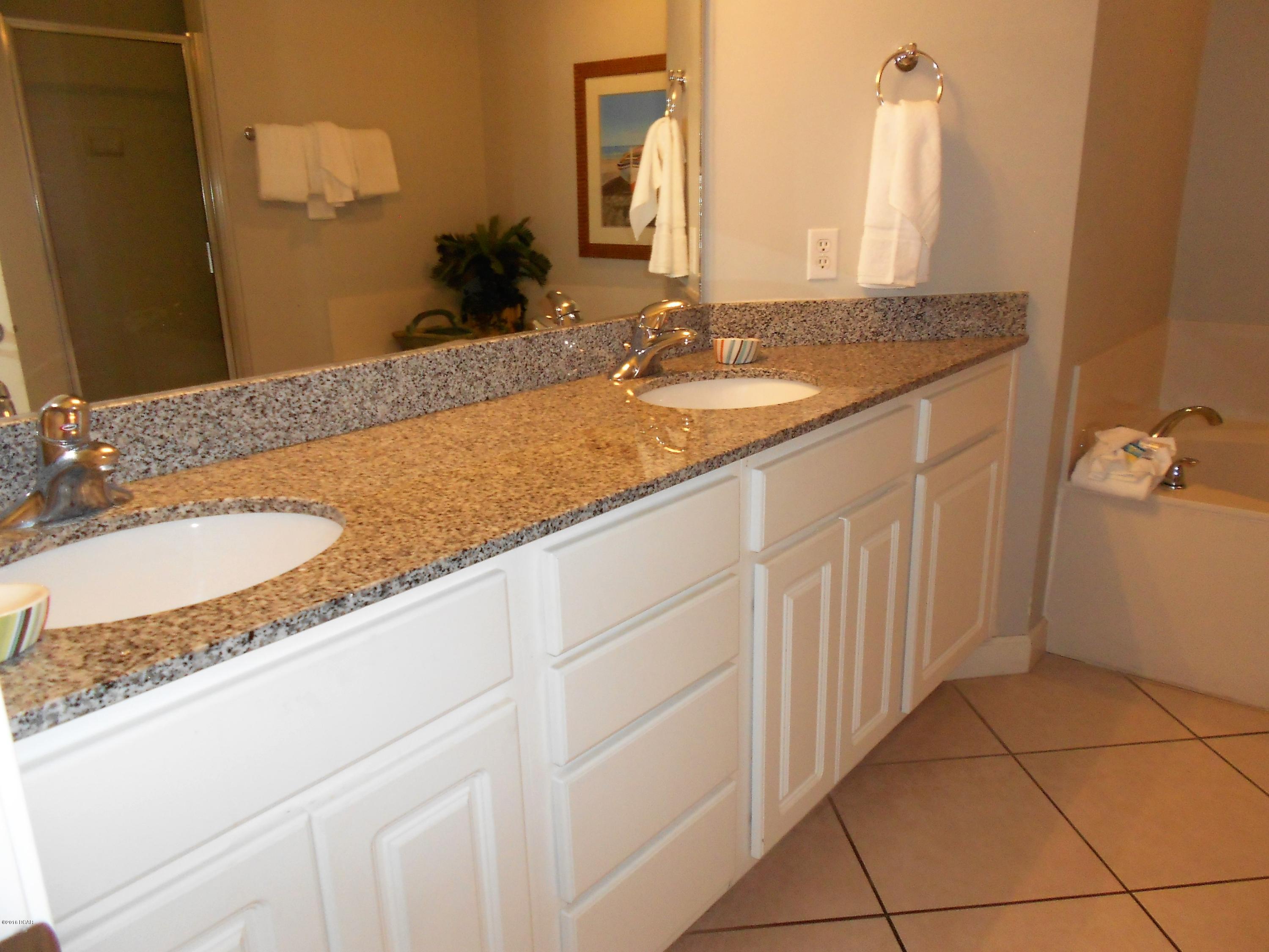 Grandview East At Long Beach - Residential