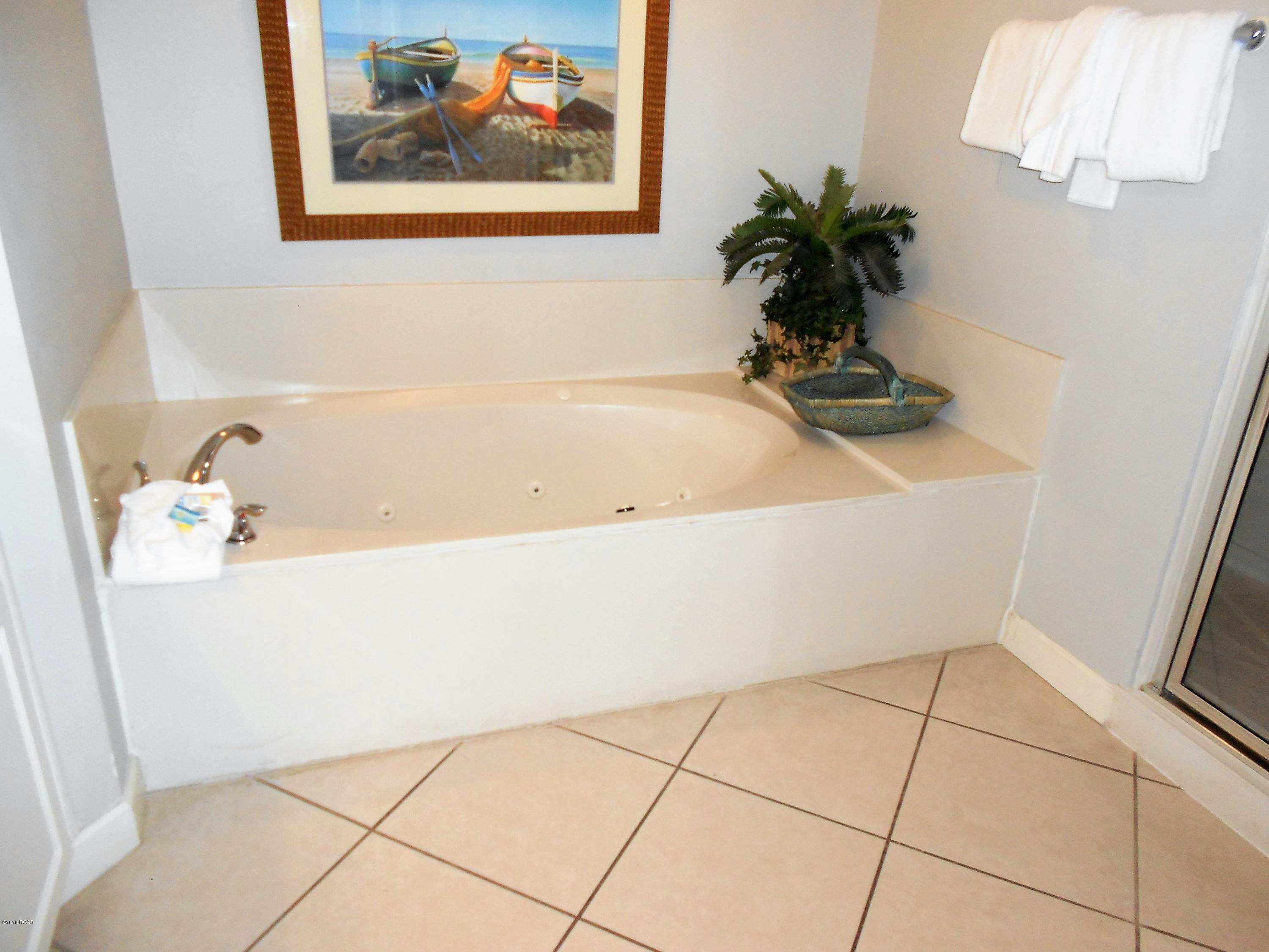 Grandview East At Long Beach - Residential