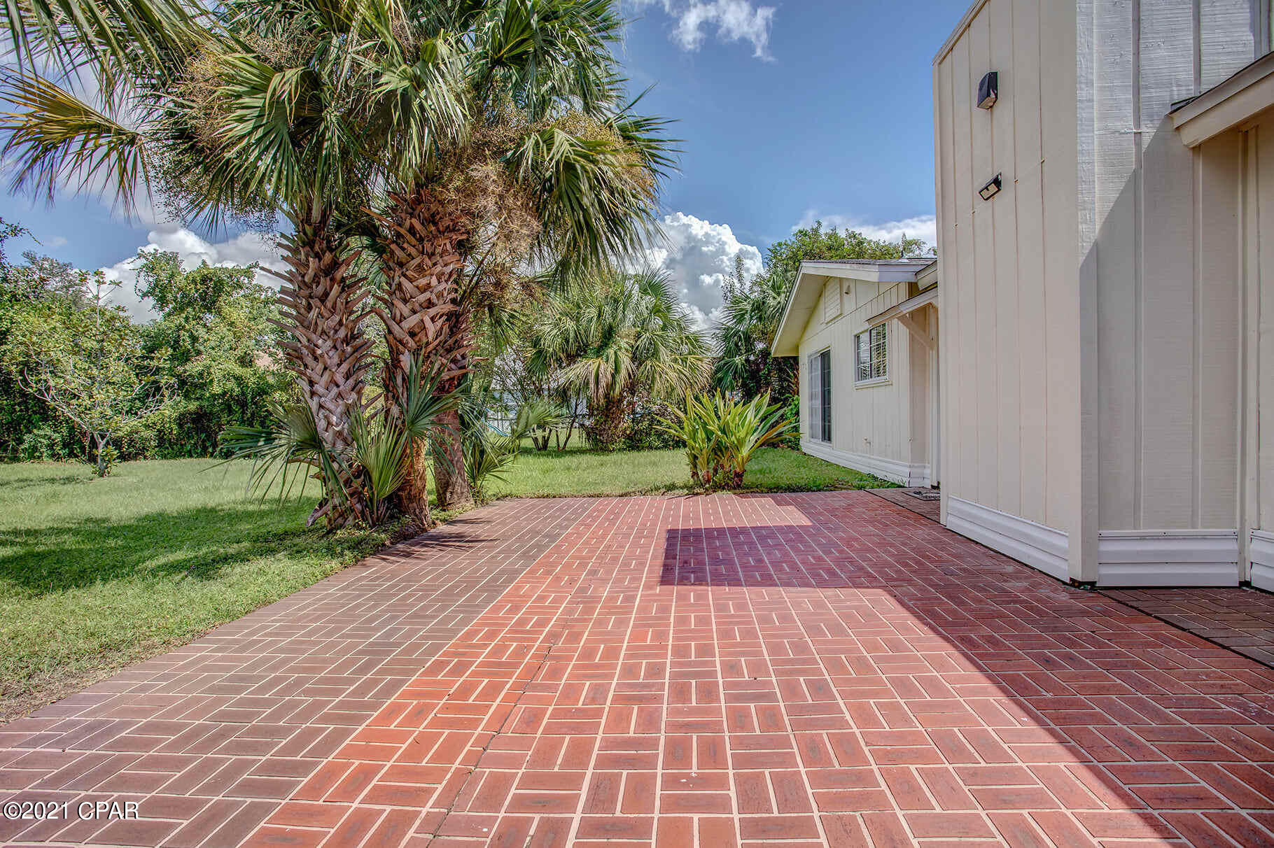 Caroline Add Unit 2 - Residential