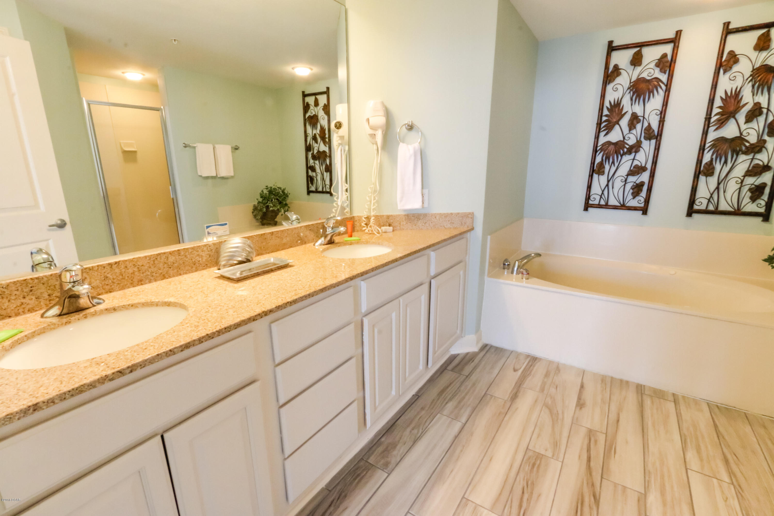 Grandview East At Long Beach - Residential