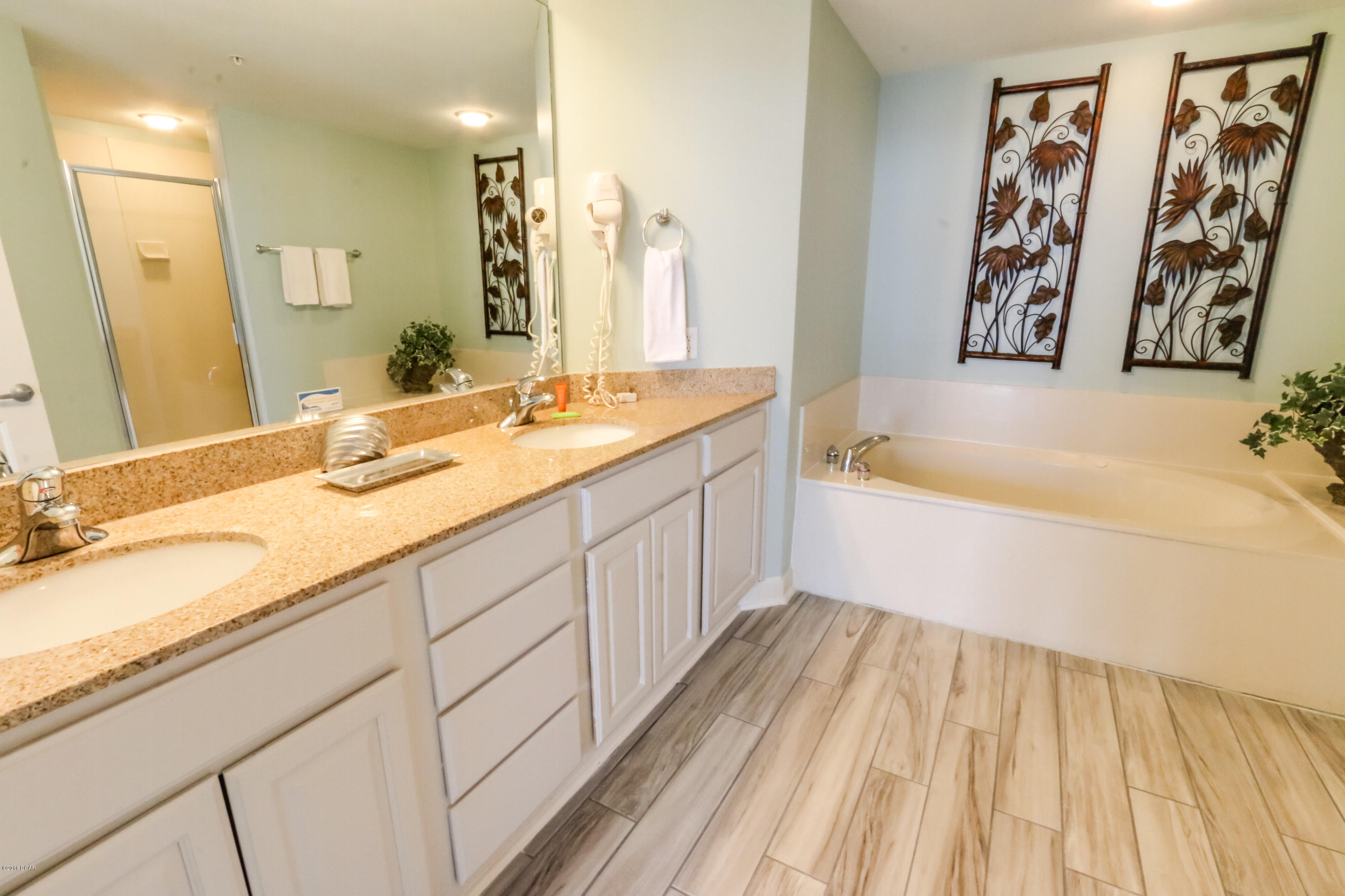 Grandview East At Long Beach - Residential