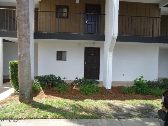 Edgewater Golf Villas V-C - Residential