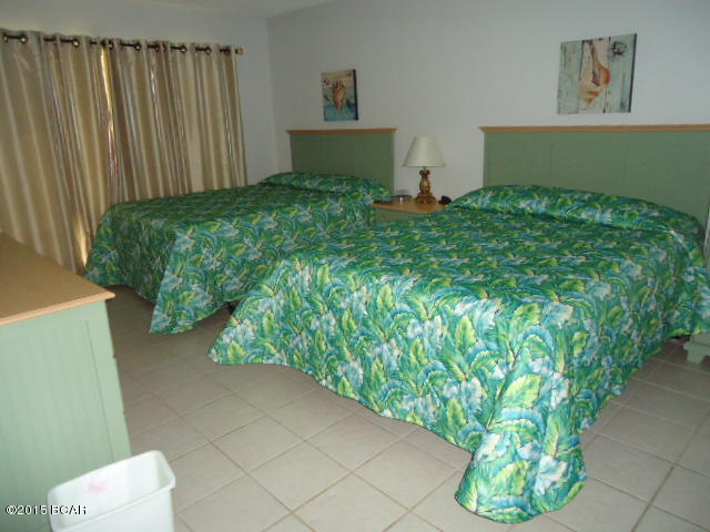 Edgewater Golf Villas V-C - Residential