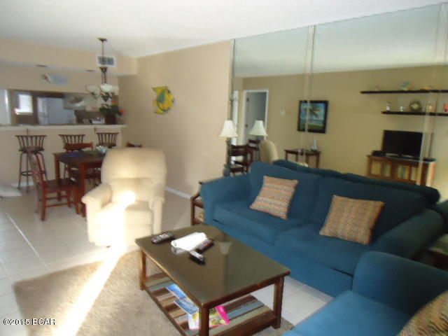 Edgewater Golf Villas V-C - Residential