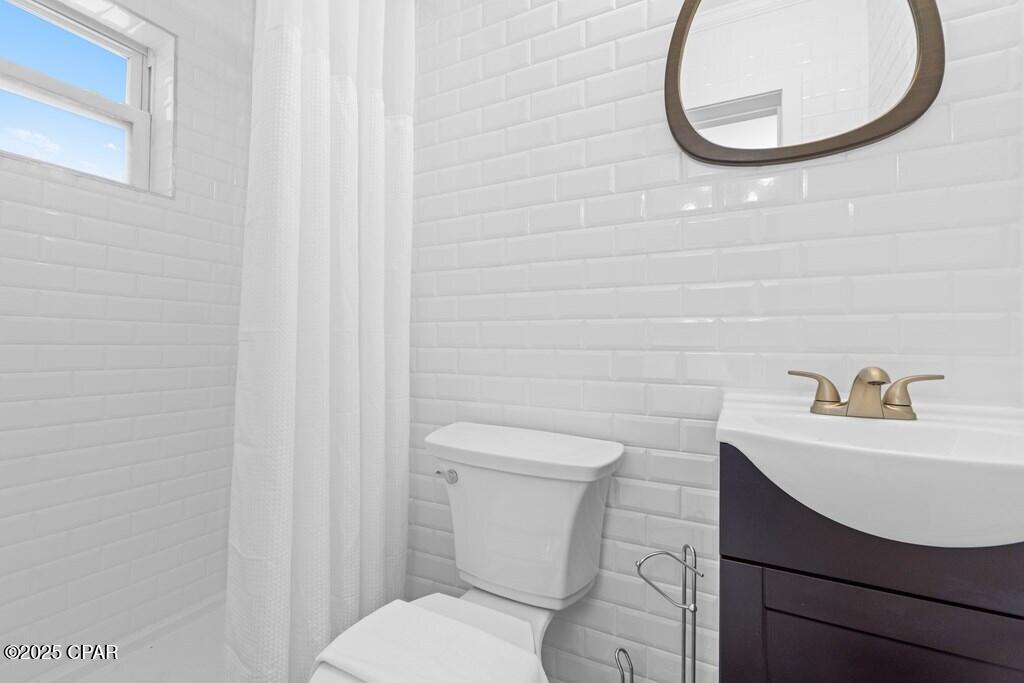 [No Recorded Subdiv] - Commercial Sale