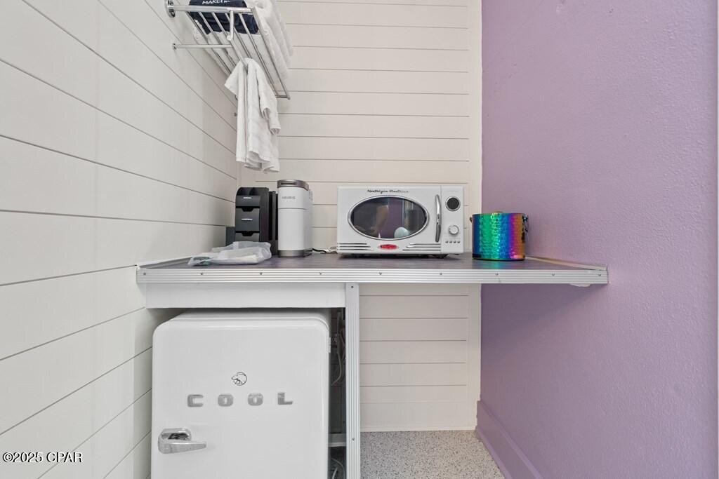 [No Recorded Subdiv] - Commercial Sale