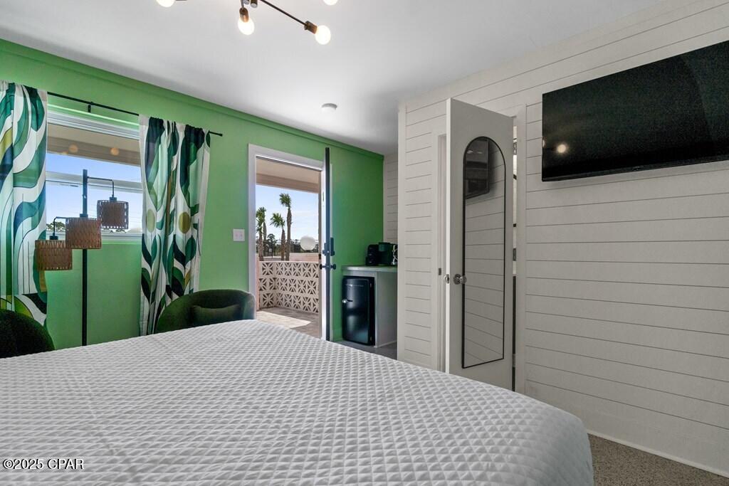 [No Recorded Subdiv] - Commercial Sale