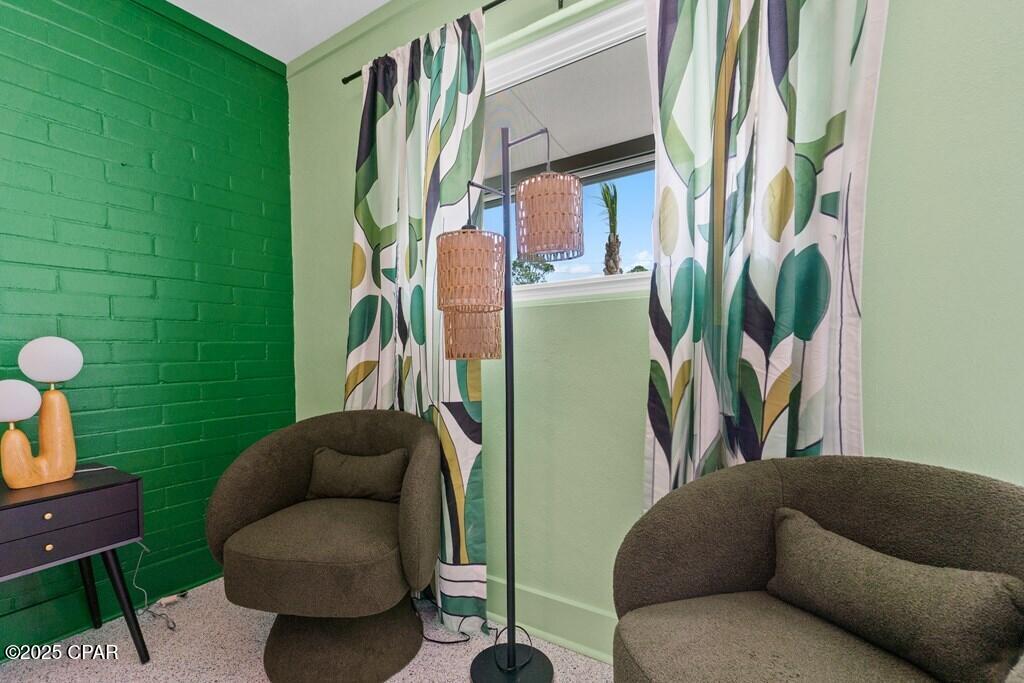 [No Recorded Subdiv] - Commercial Sale