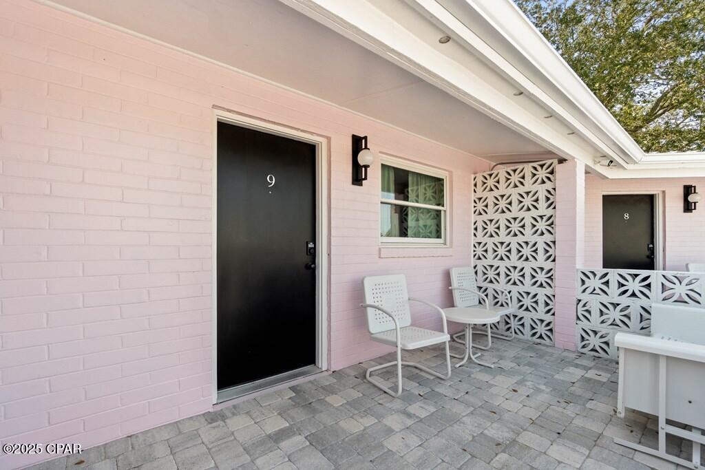 [No Recorded Subdiv] - Commercial Sale