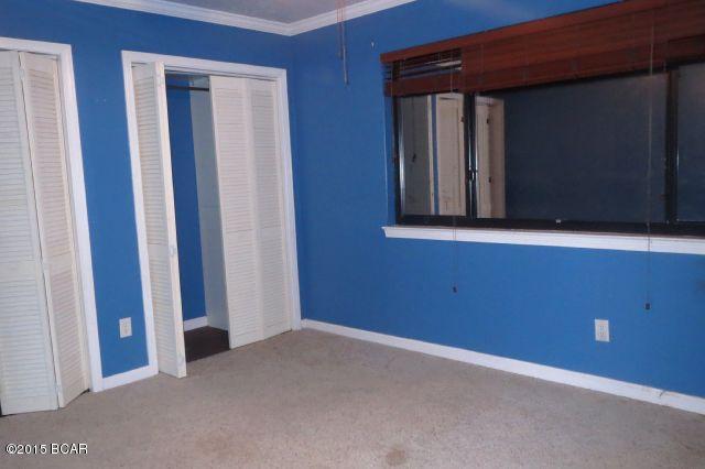 Oakshore Villas Twnhs - Residential