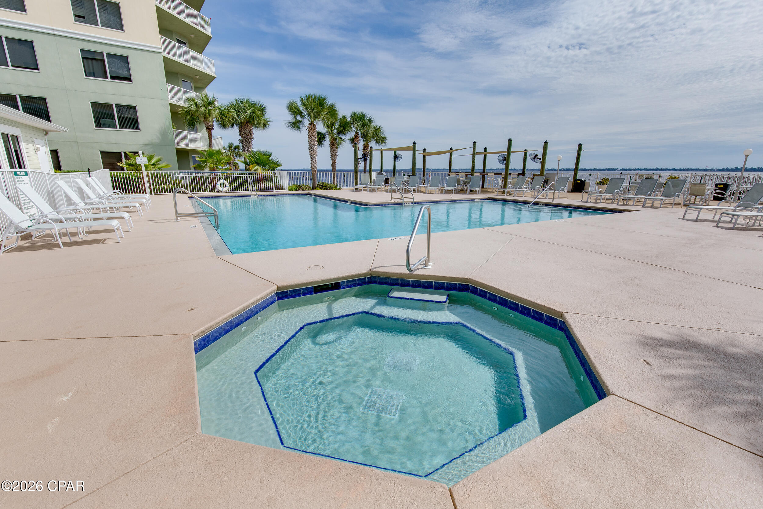 Hibiscus By The Bay - Residential