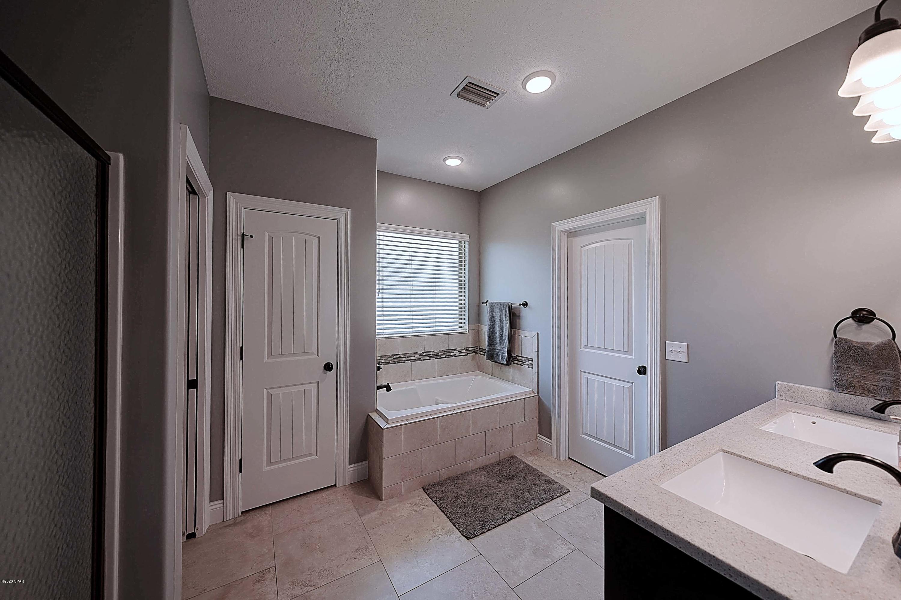 Cedar Creek Chase - Residential