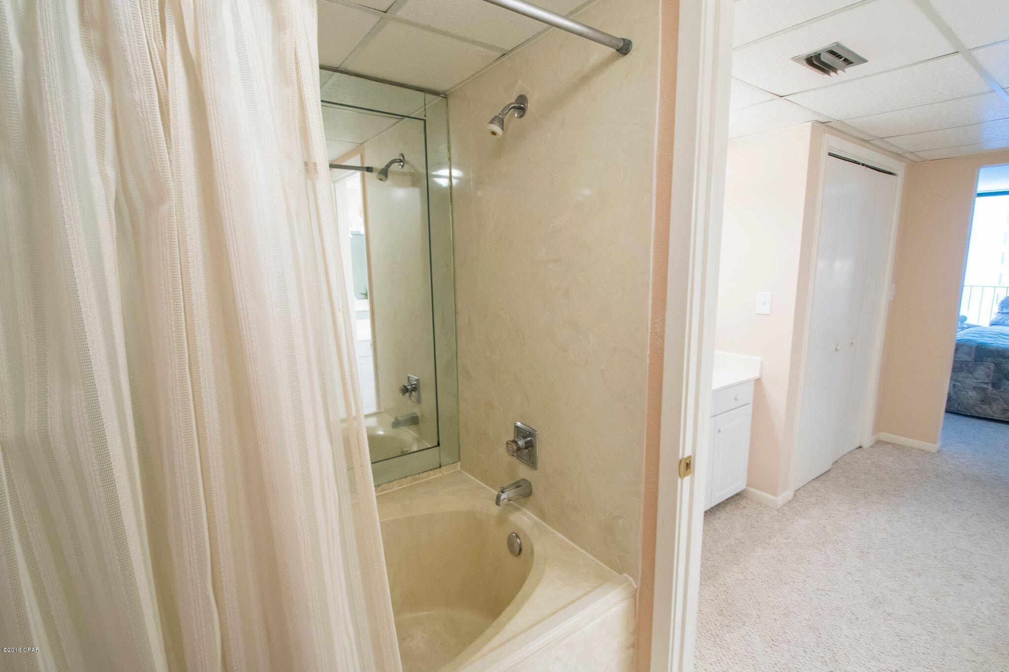 Edgewater Tower I - Residential