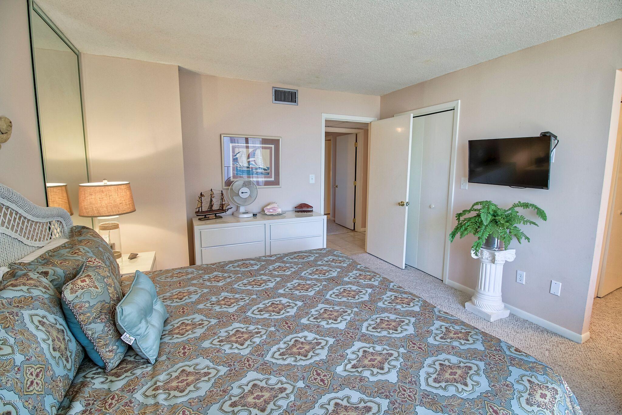 Edgewater Tower I - Residential