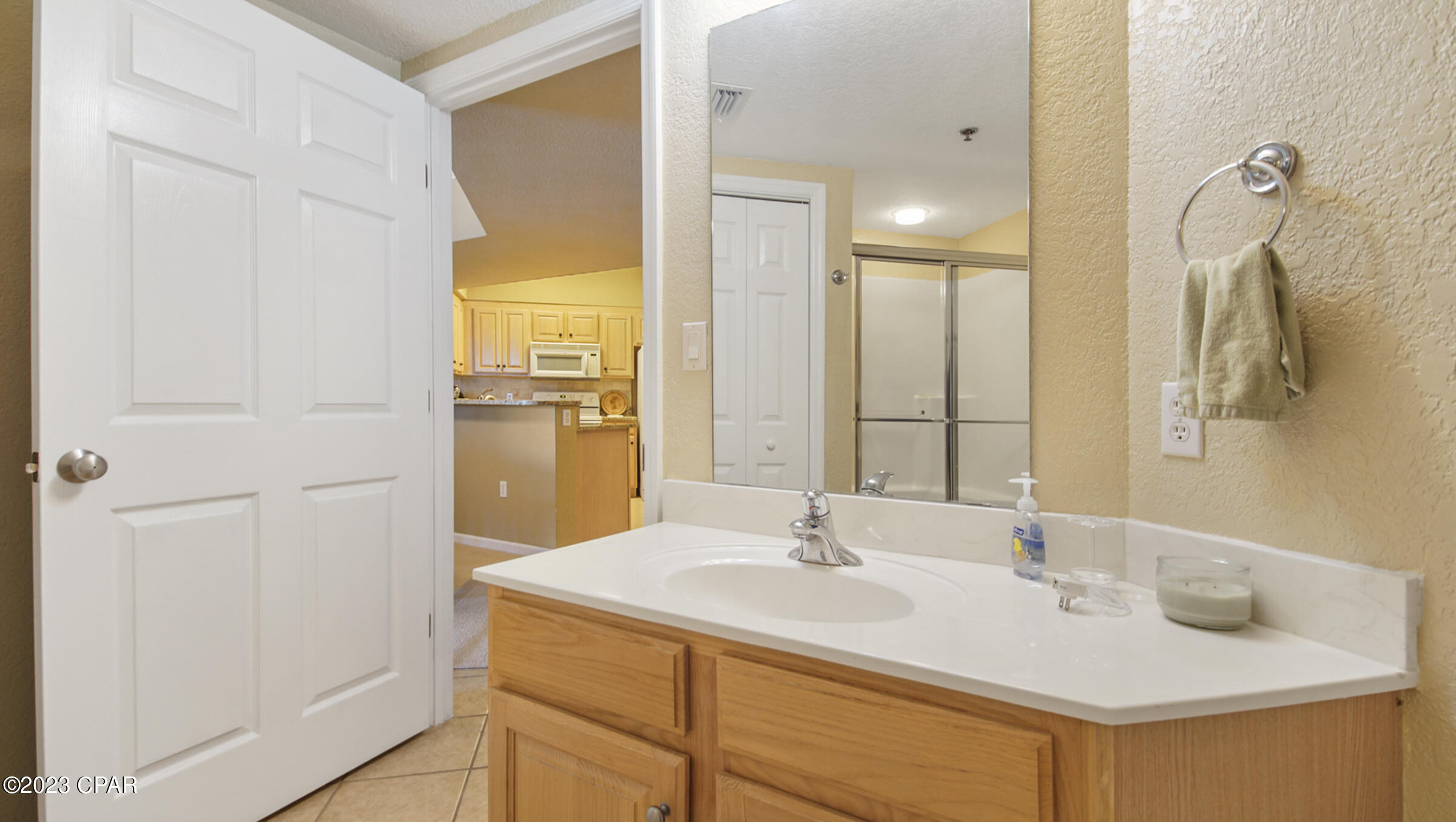 Hibiscus By The Bay - Residential