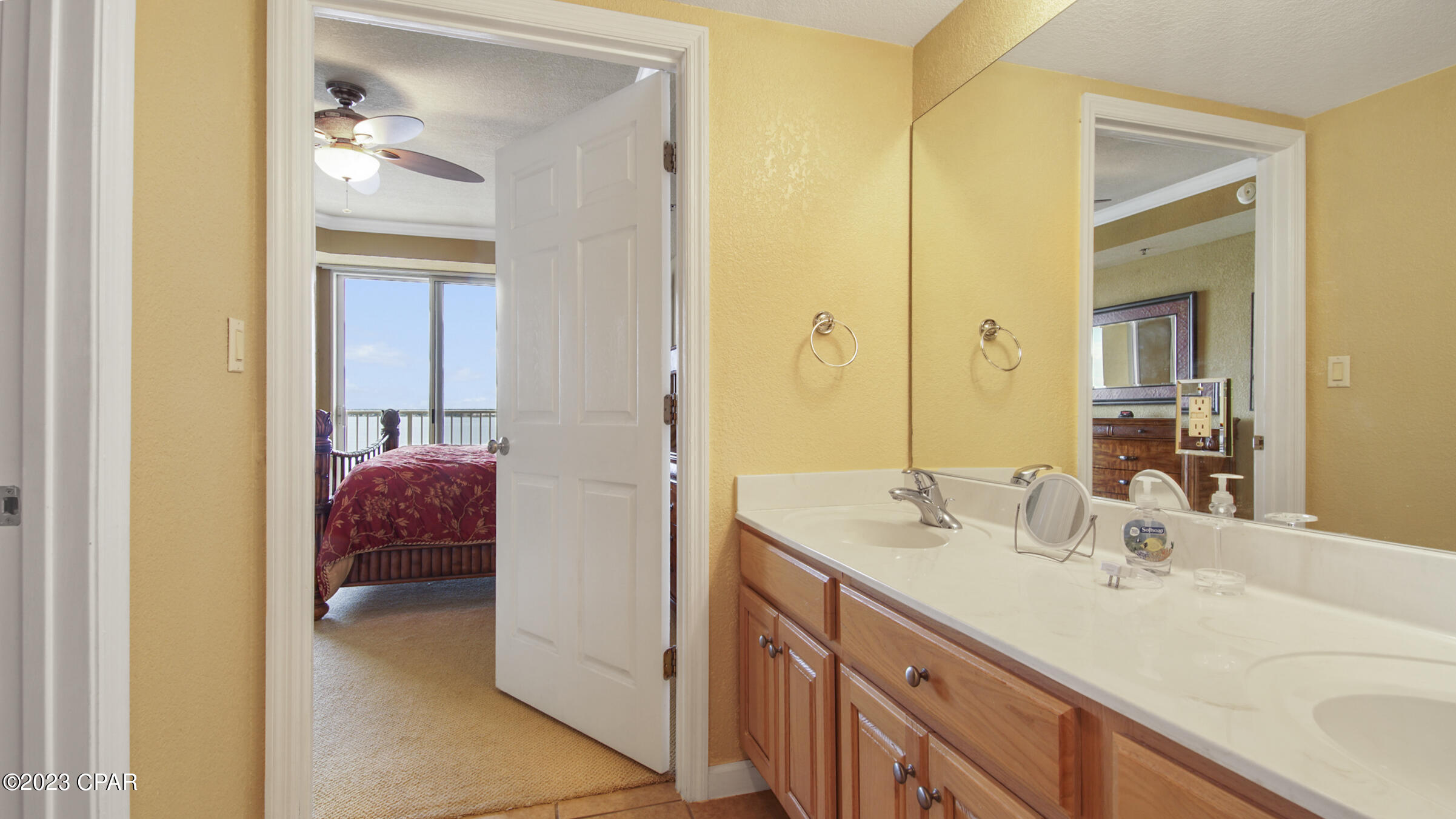 Hibiscus By The Bay - Residential