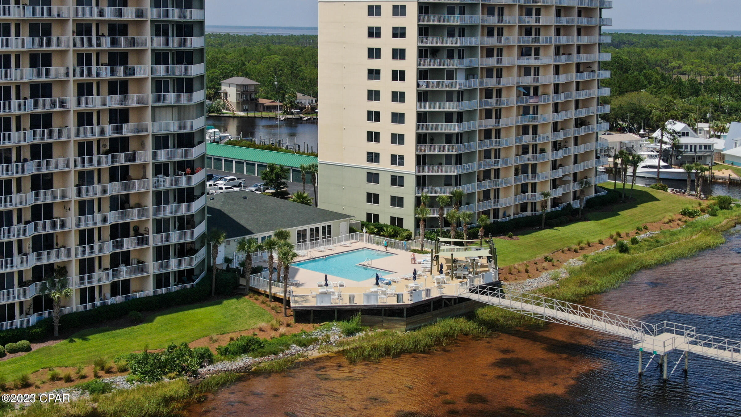 Hibiscus By The Bay - Residential