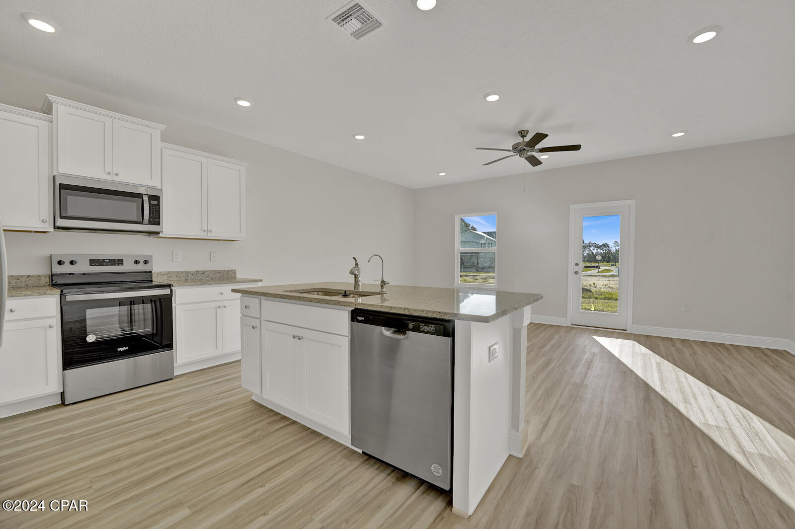 [No Recorded Subdiv] - Residential Lease