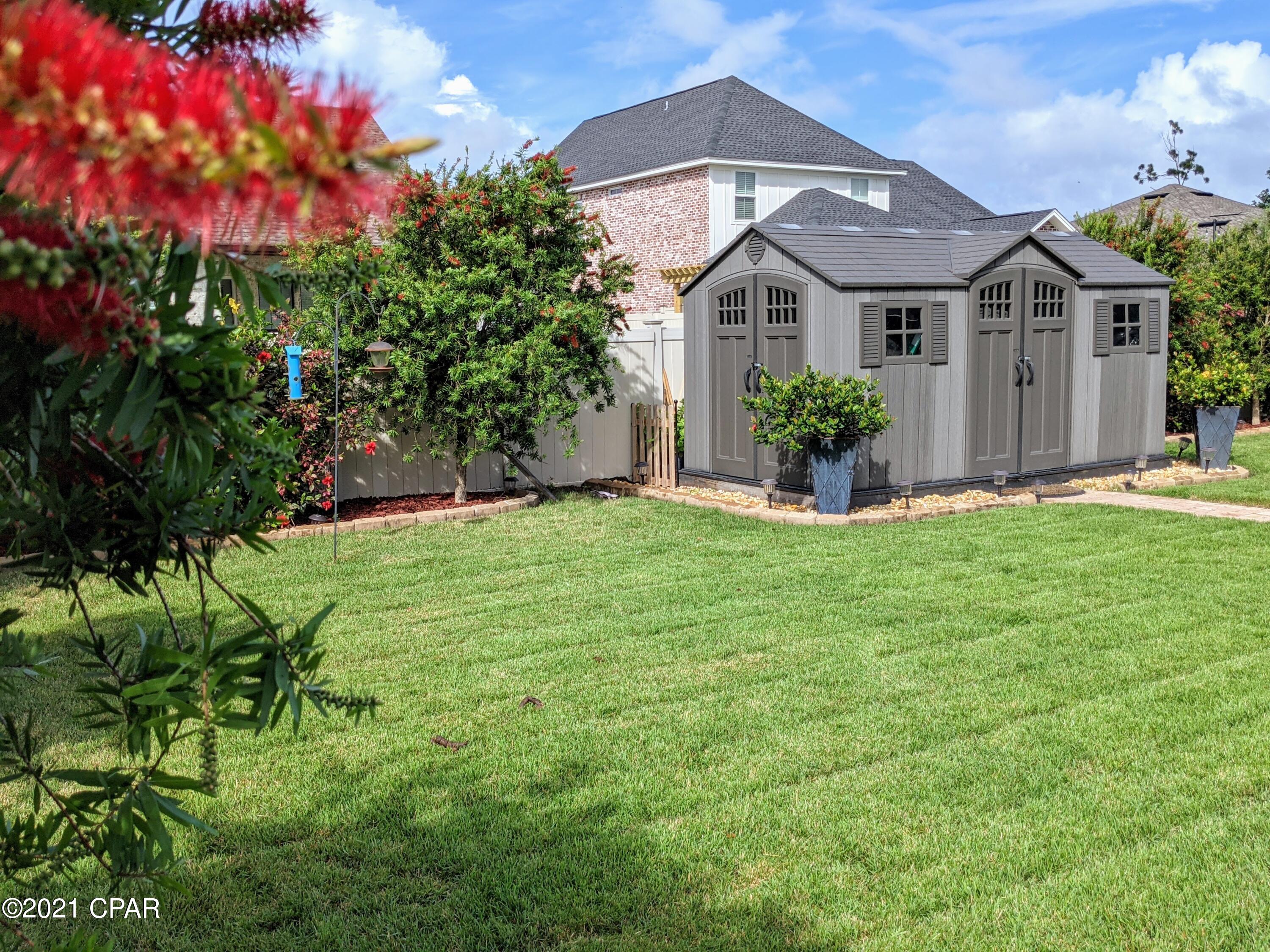 Hawks Landing - Residential