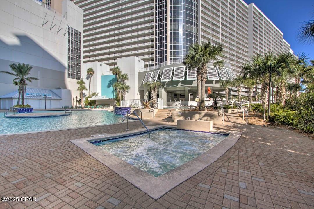 Laketown Wharf - Residential