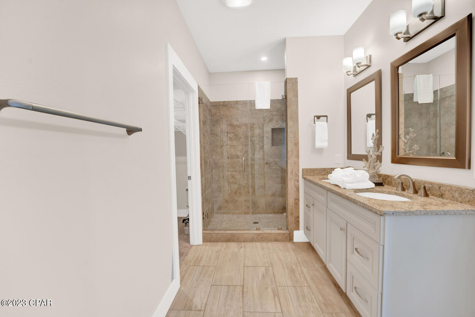 Shorewalk - Residential