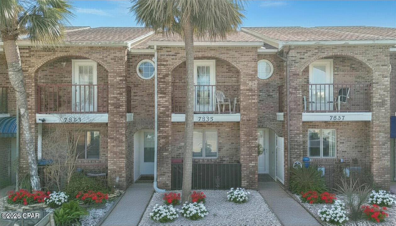 Leeward Tower Townhouse - Residential