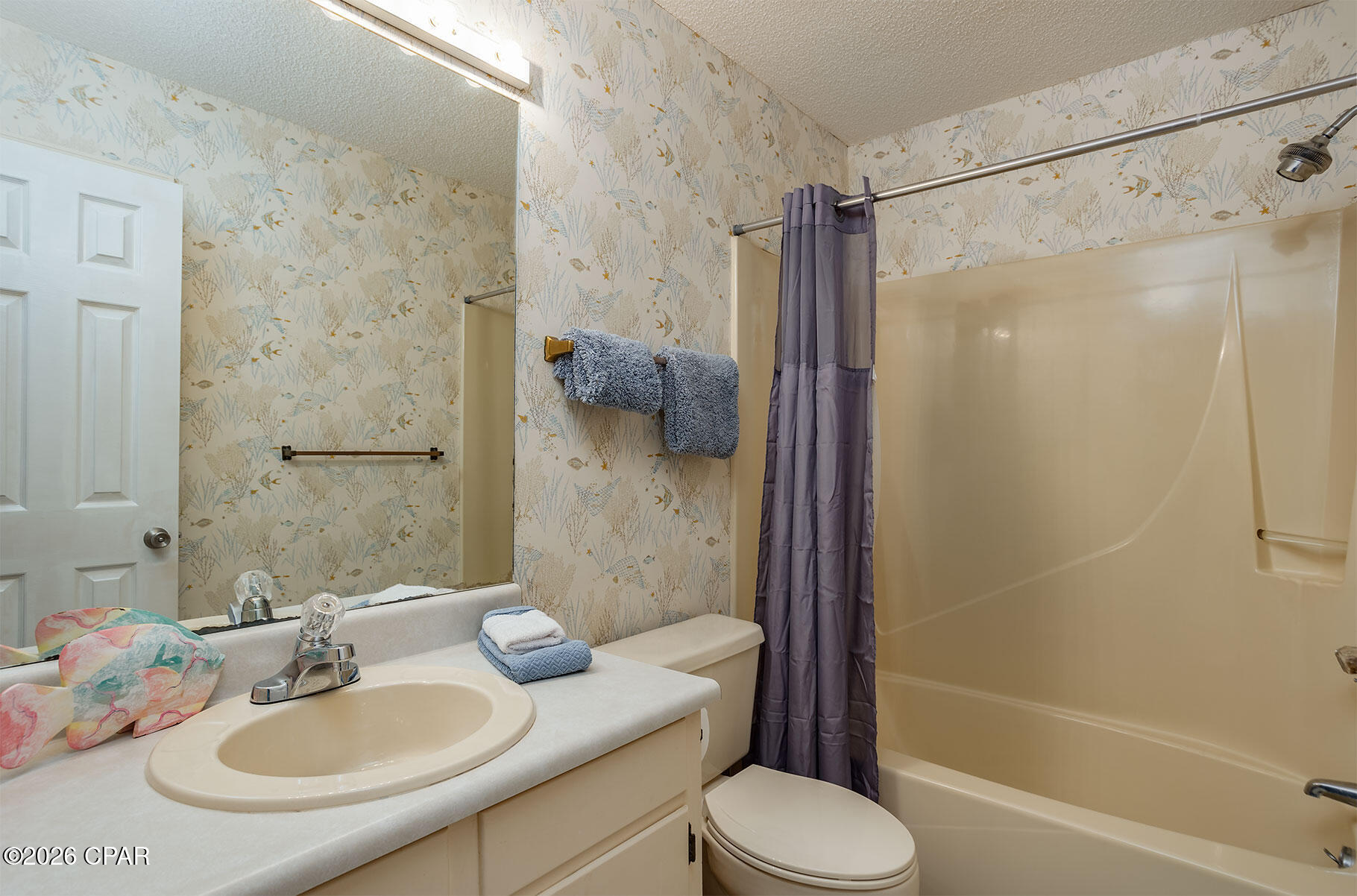 Leeward Tower Townhouse - Residential