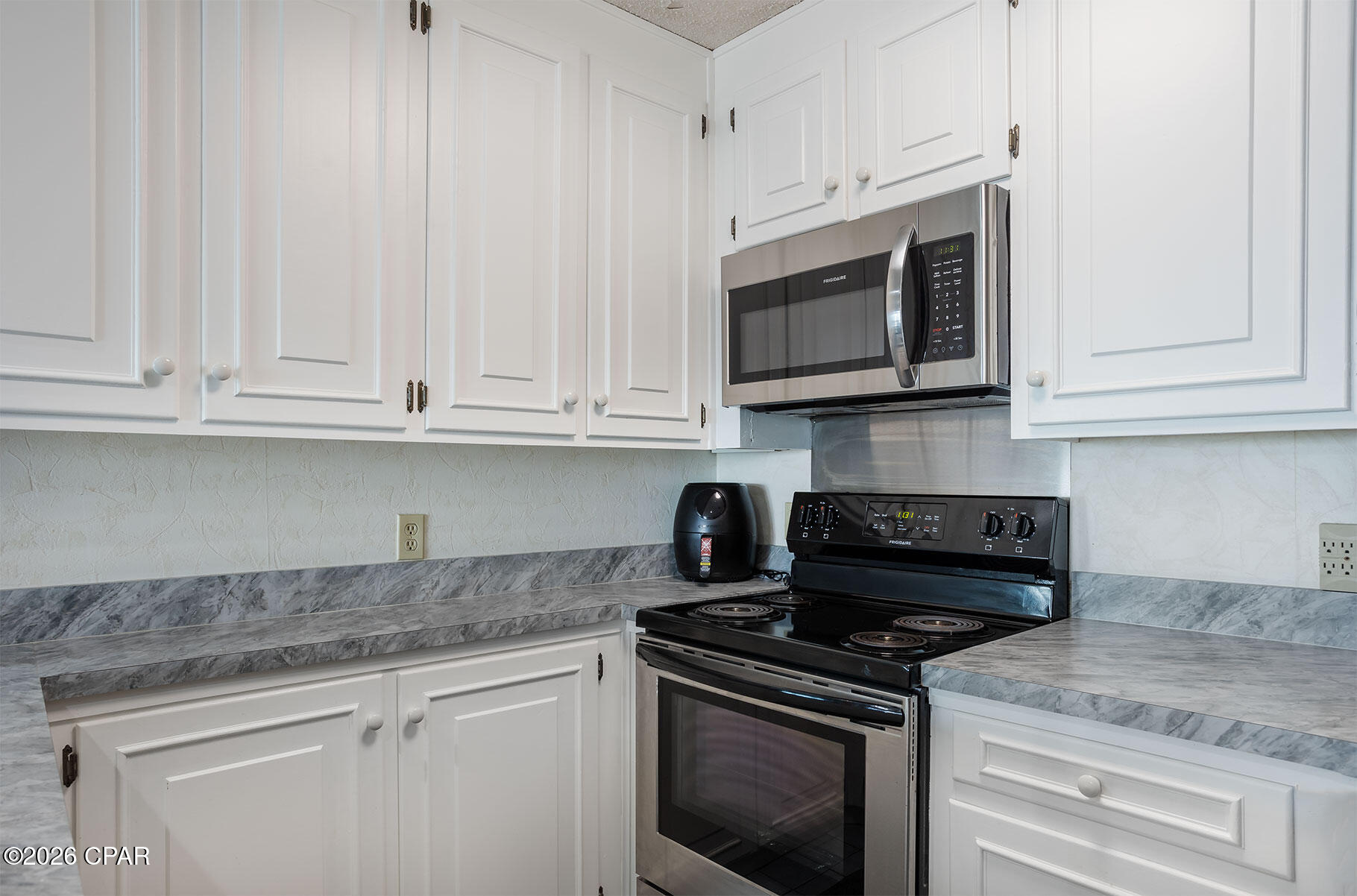 Leeward Tower Townhouse - Residential