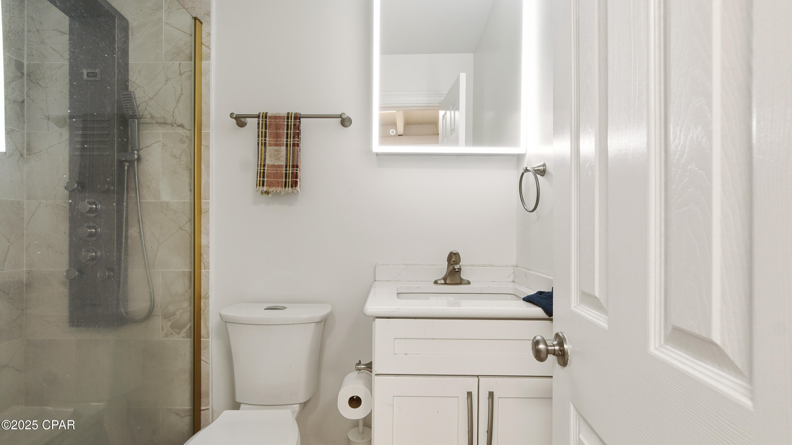 Laguna Beach Estates 9th Add - Residential