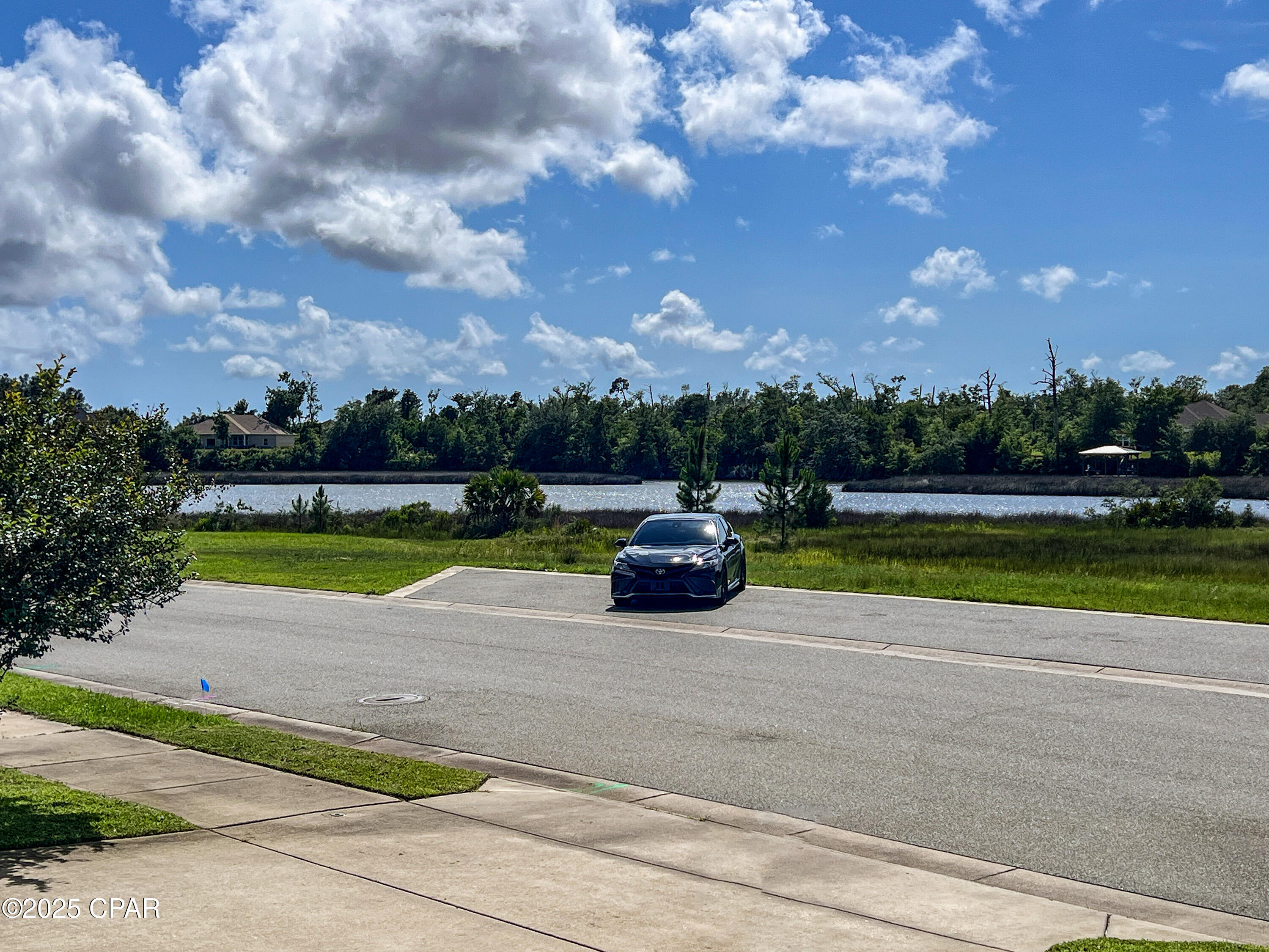Village Of Mill Bayou/Shoreline Village Ph 1A - Residential Lease
