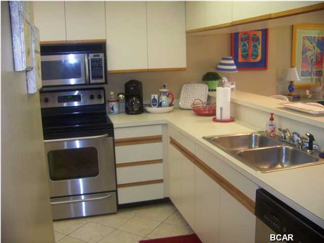 Wimbledon Tennis Villas - Residential