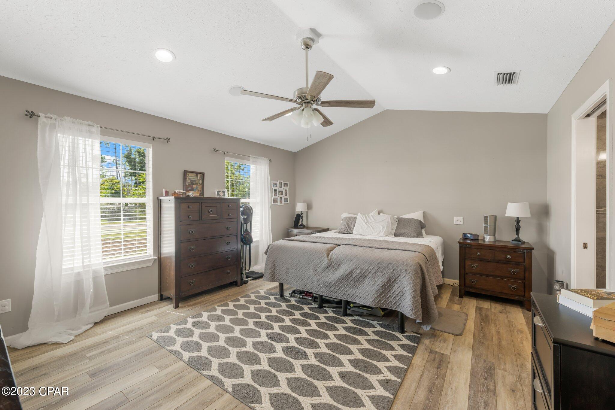 Shoreline Estates - Residential