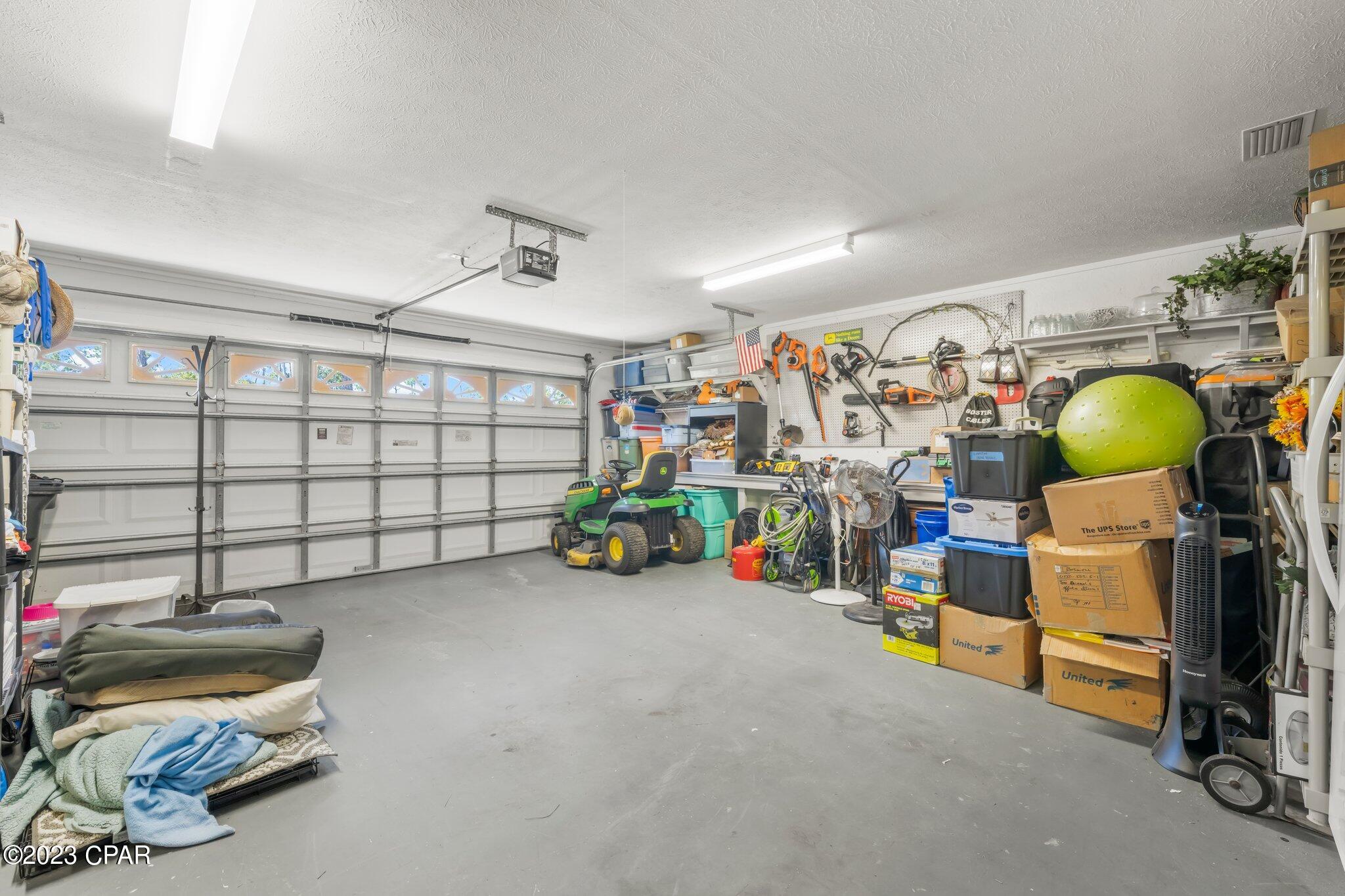 Shoreline Estates - Residential