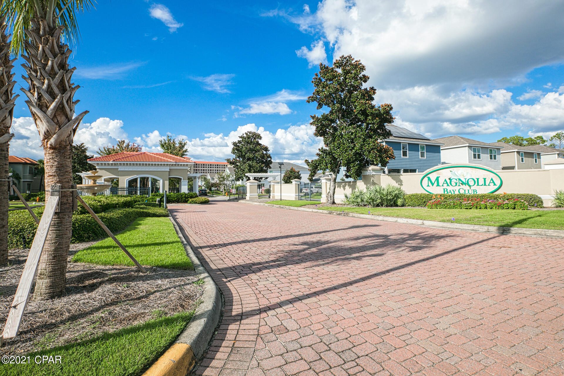 Magnolia Bay Club - Residential