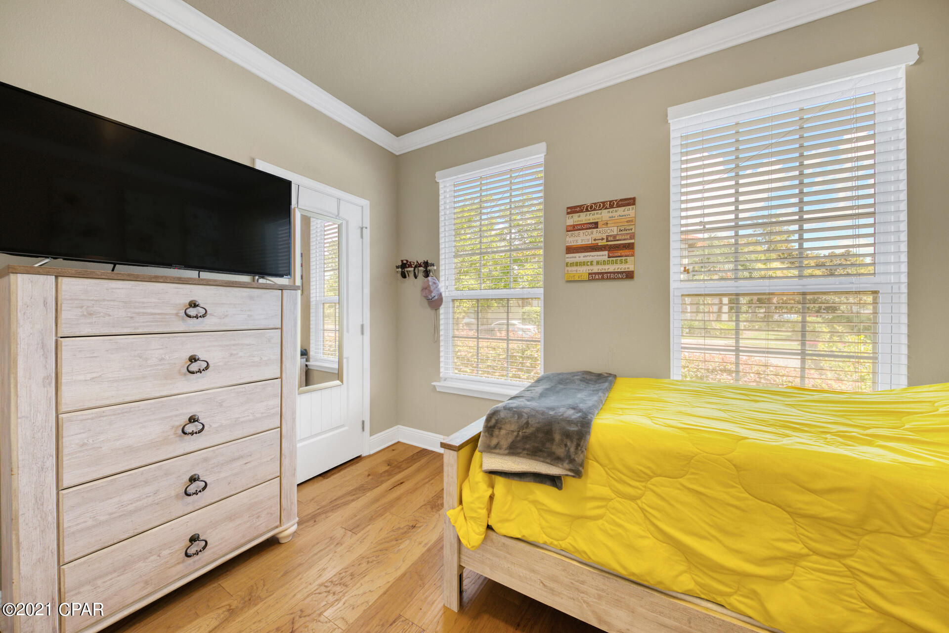 Magnolia Bay Club - Residential