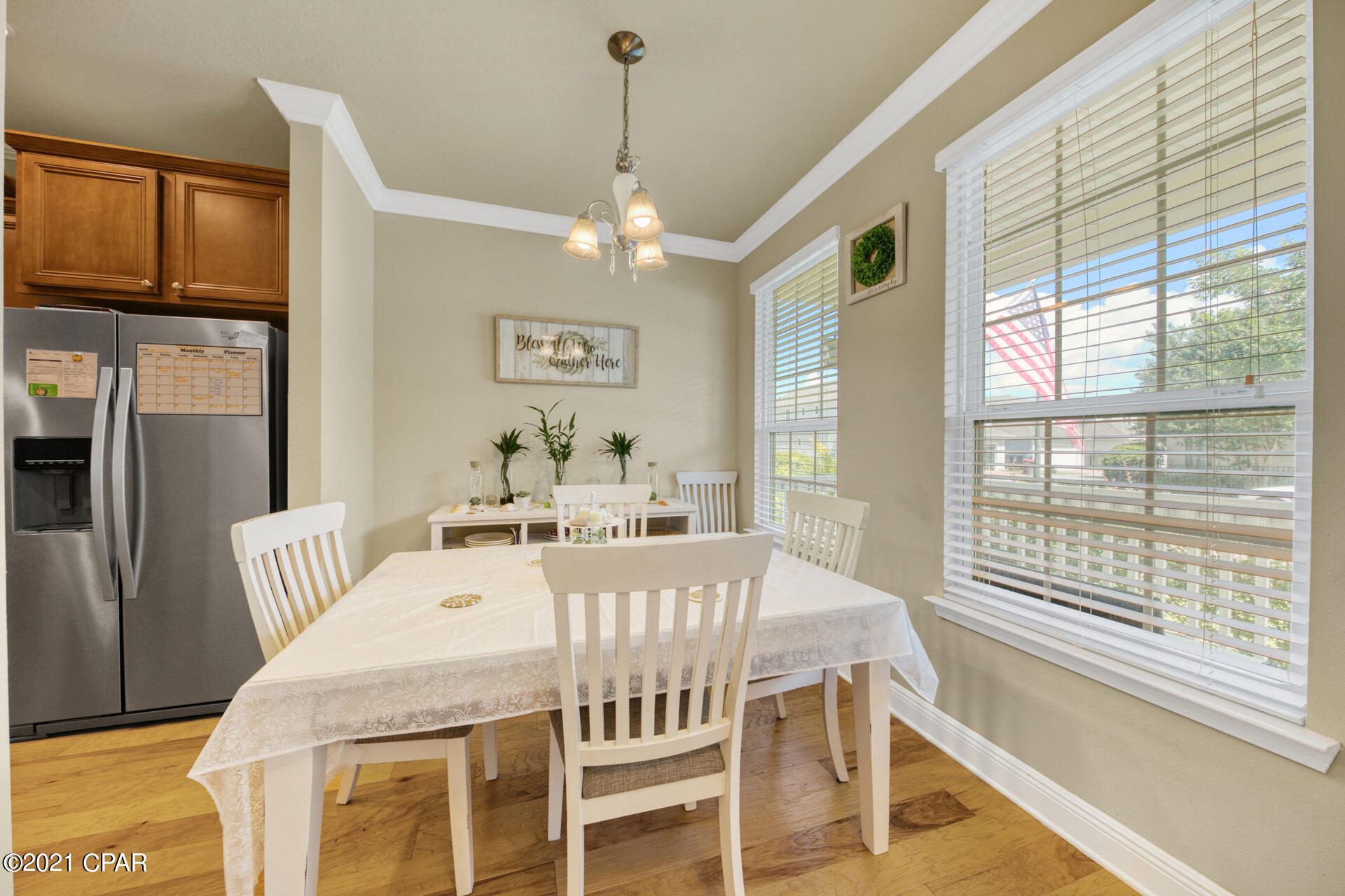 Magnolia Bay Club - Residential