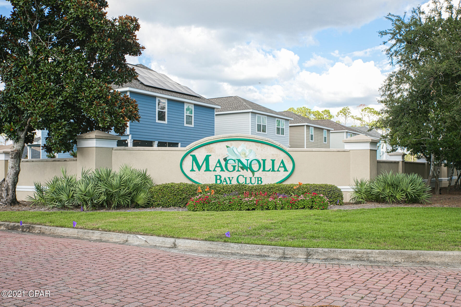 Magnolia Bay Club - Residential