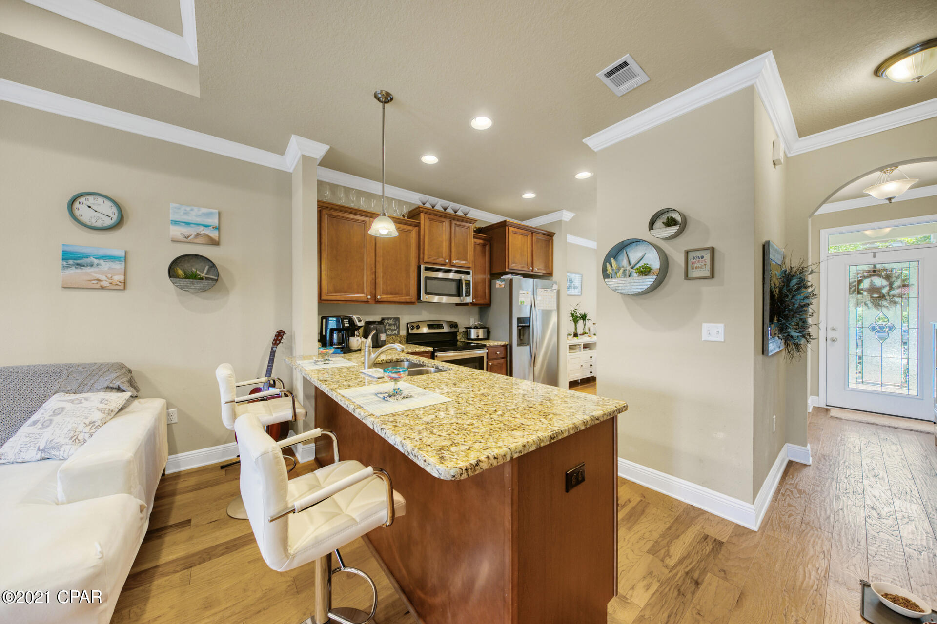 Magnolia Bay Club - Residential