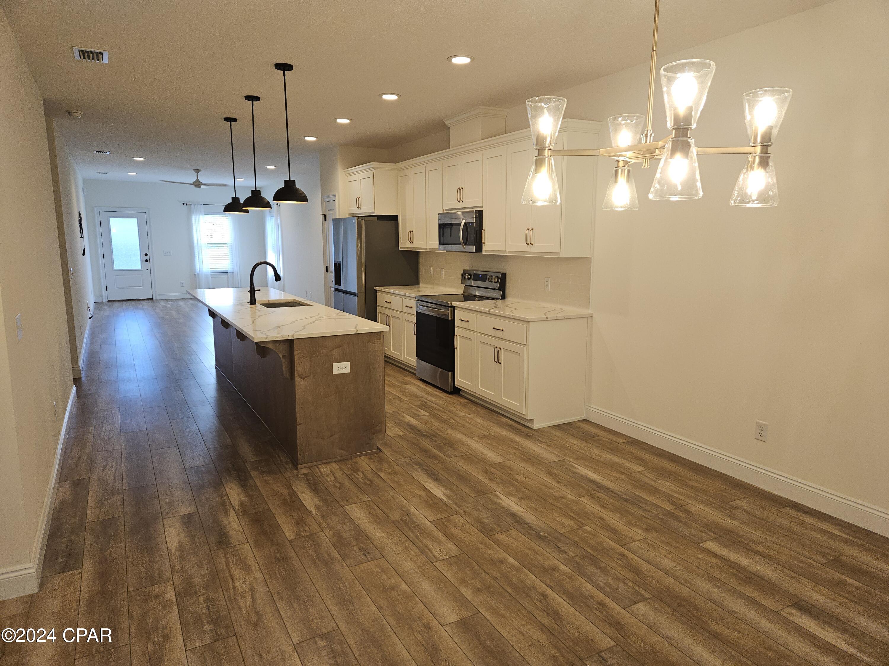 [No Recorded Subdiv] - Residential Lease