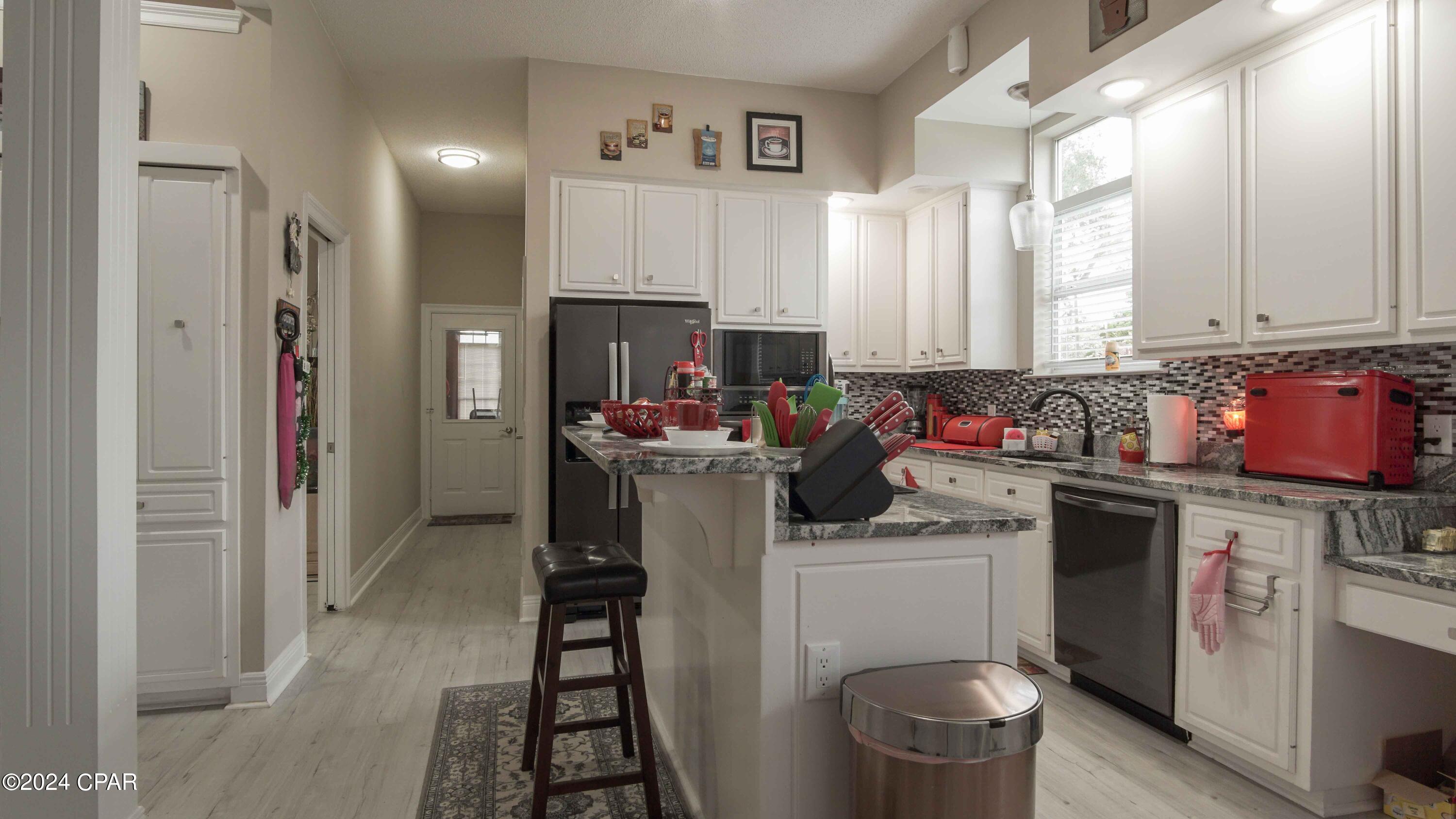 Bay Breeze - Residential