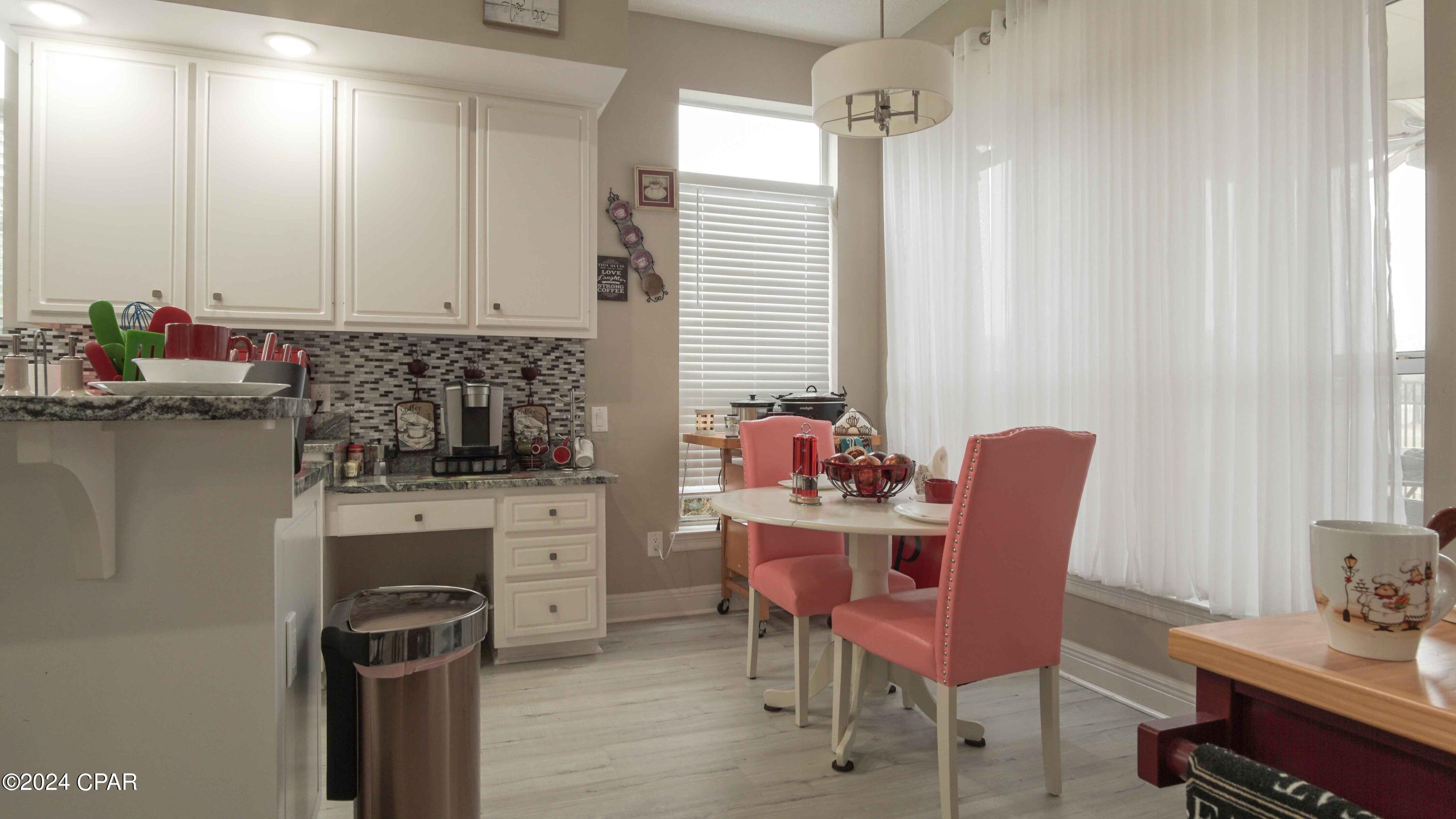 Bay Breeze - Residential