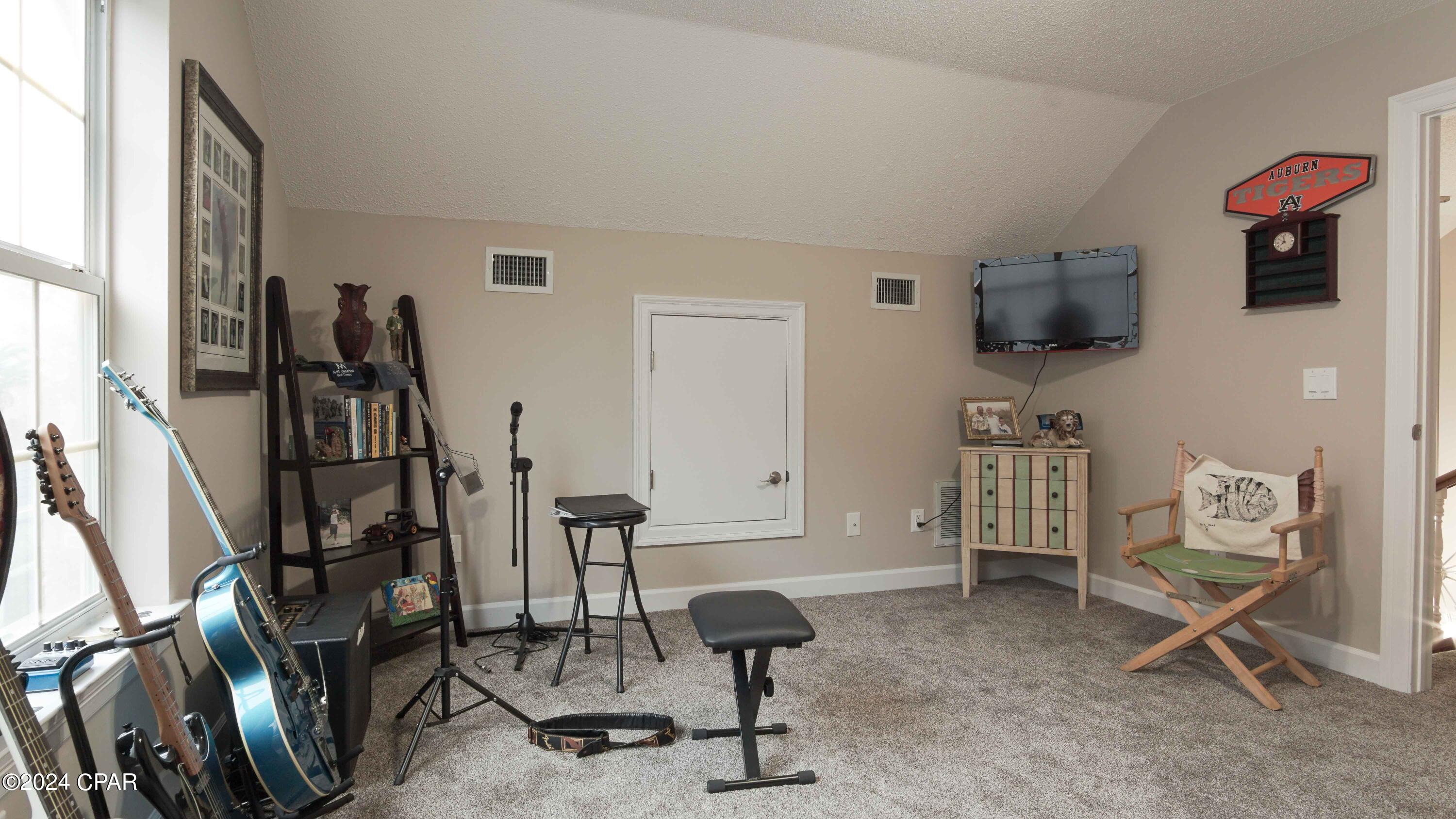 Bay Breeze - Residential