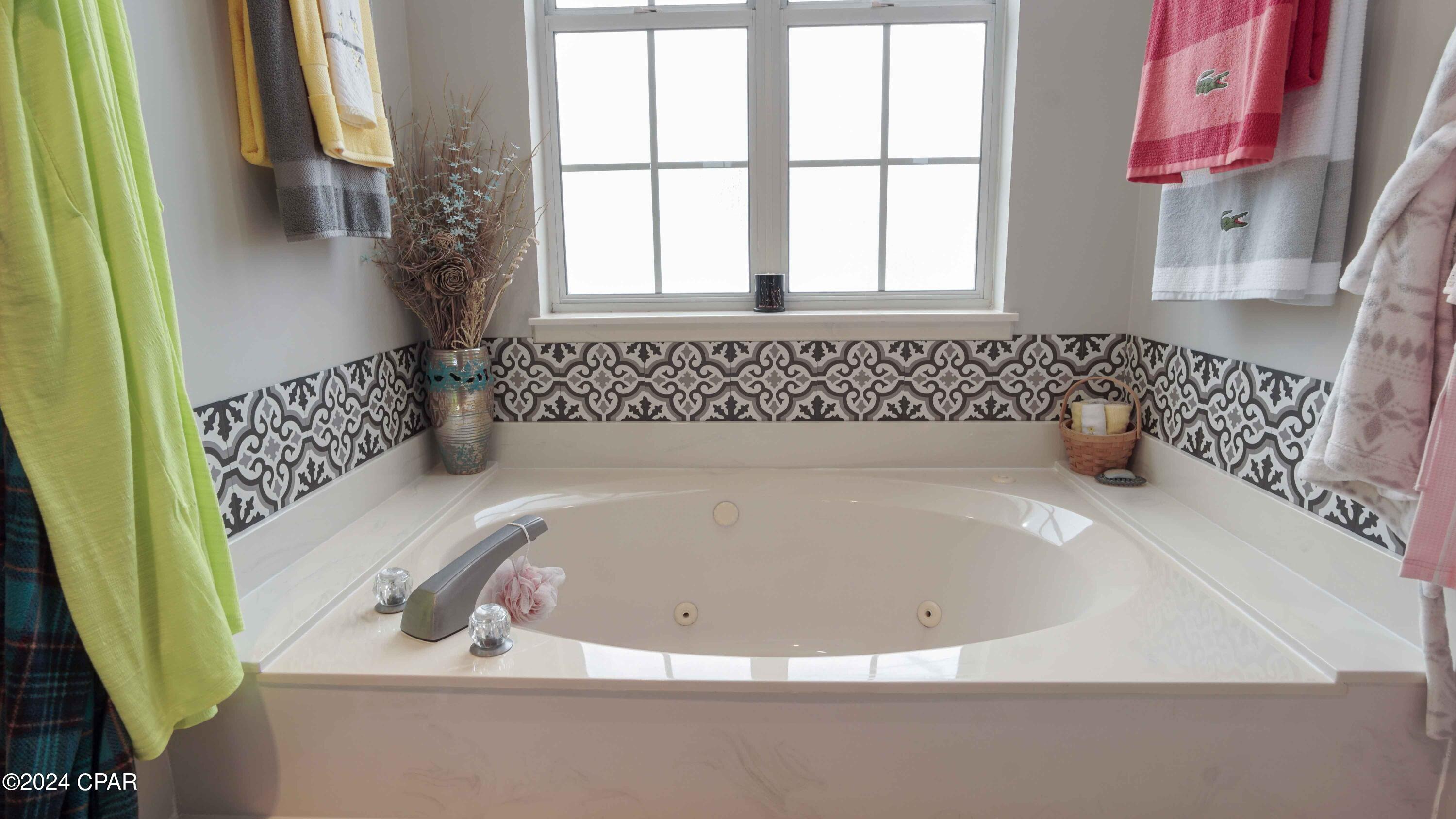 Bay Breeze - Residential