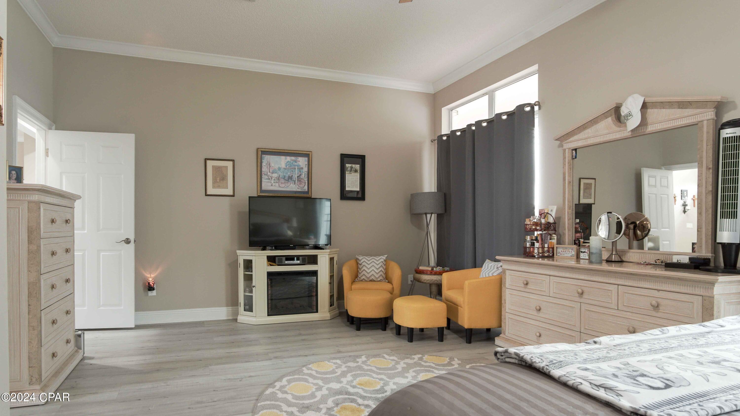 Bay Breeze - Residential