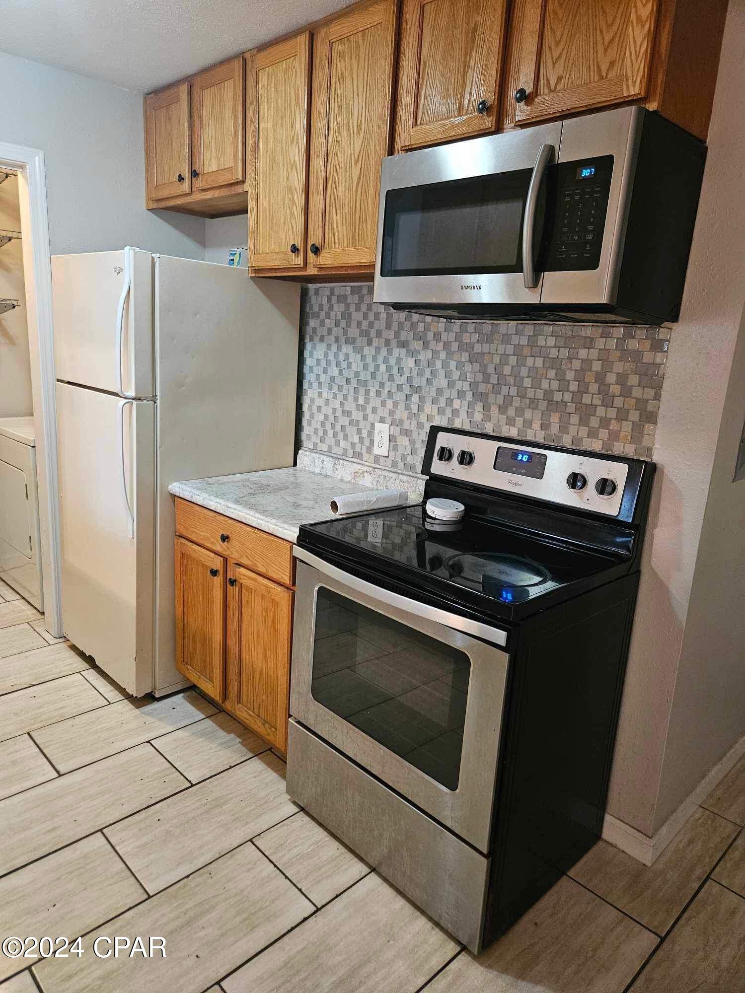 Grand Lagoon Cove Condominium - Residential