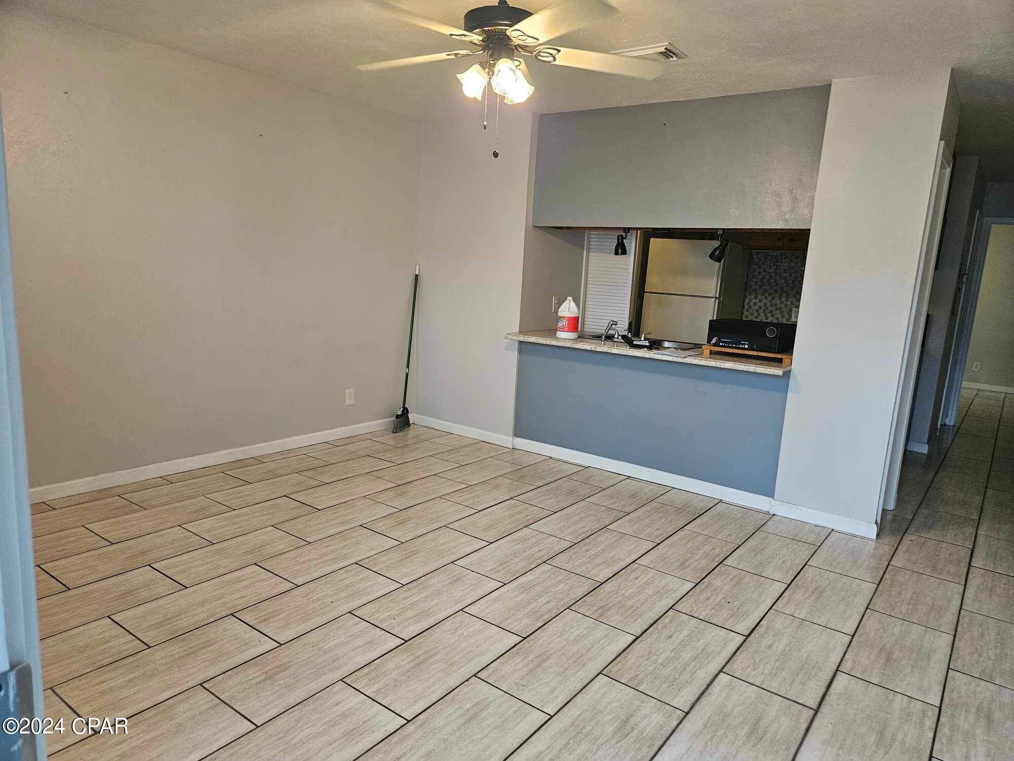 Grand Lagoon Cove Condominium - Residential