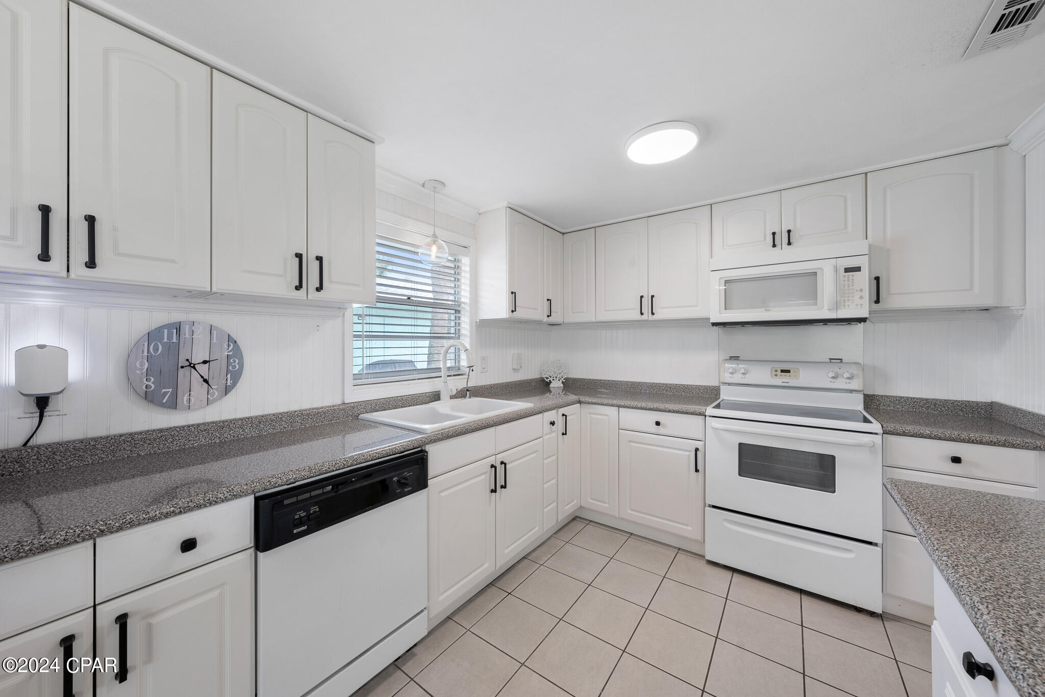 Panama City Beach, Florida 32413, United States, 3 Bedrooms Bedrooms, ,2 BathroomsBathrooms,Residential,Pending,51050