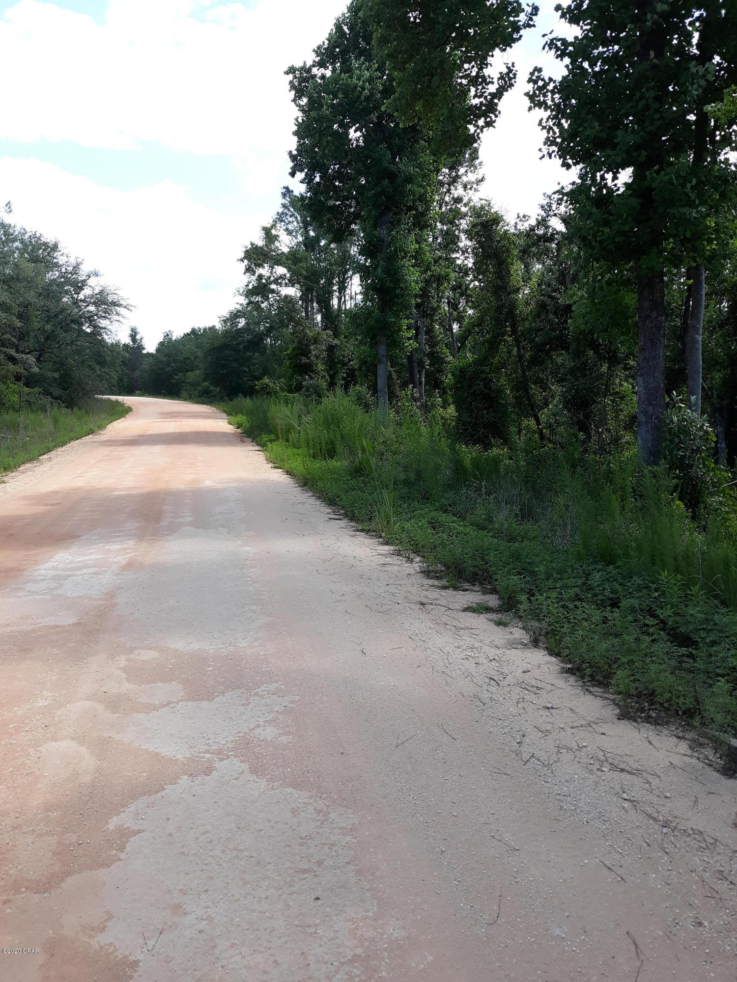 Compass Lake In The Hills - Land