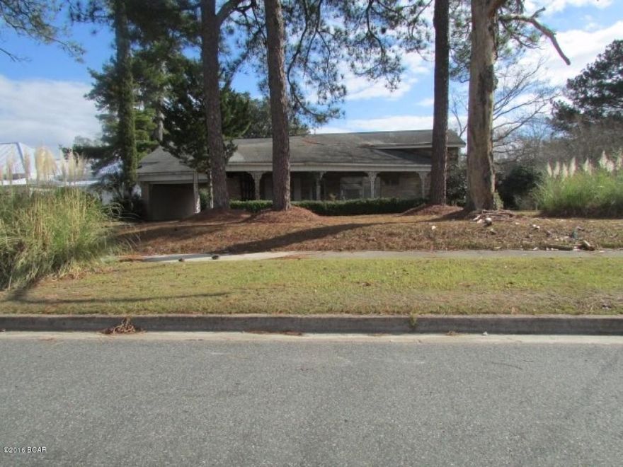 3 bed, 1 bath Malone, FL home. This property will require some work, repairs and updating. Has great potential with large rooms, fireplace in living room and well sized kitchen. Sits on lot close to half an acre. Great potential here! Property is sold in “as is” condition and “where is”.