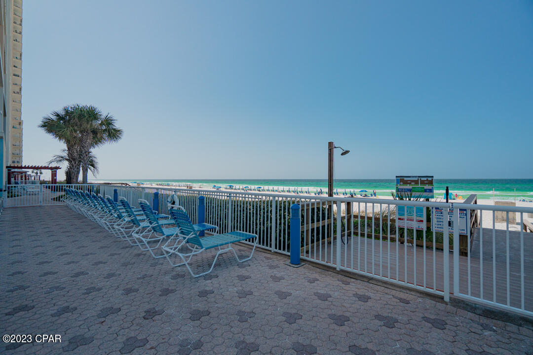 Majestic Beach Tower I - Residential